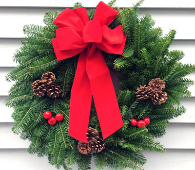 [photo] Christmas wreath fundraiser