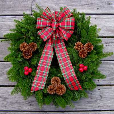 Balsam Christmas Wreath: Tartan Plaid Balsam Wreath
